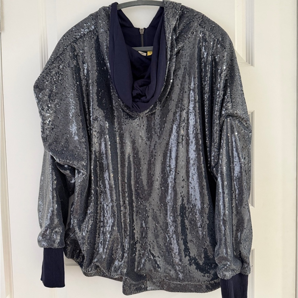 Anthropologie sequin sweatshirt hooded blue sipper front relaxed in XL - Picture 6 of 7